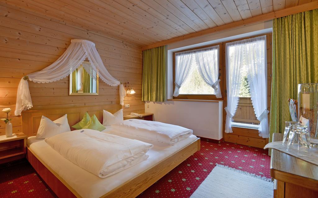 Hotel Laendenhof Superior Mayrhofen Εξωτερικό φωτογραφία